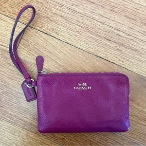 Coach Woman Small Wristlet